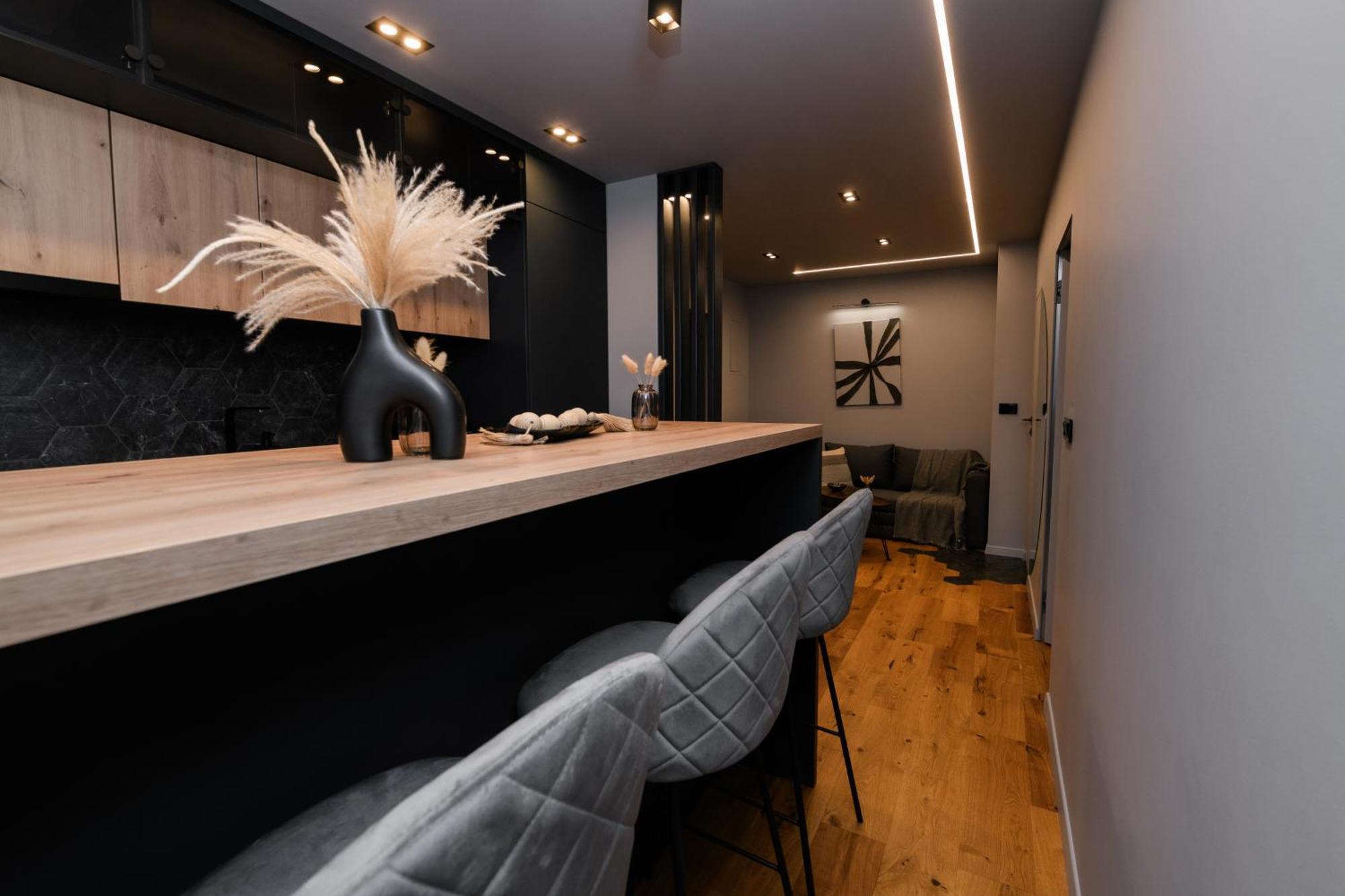 Pnt Apartment Alba Iulia Bagian luar foto